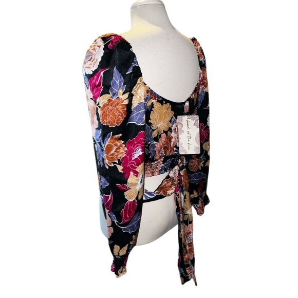 Band of the Free NWT Camille Berry Floral Crossover Top Sz XS Womens Black - Picture 8 of 8